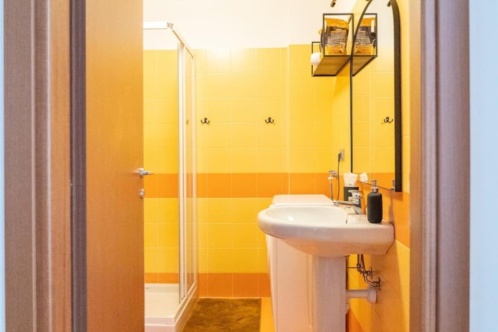 La Casa Di Claudio Incantevole Suite In Centro Комо Екстериор снимка